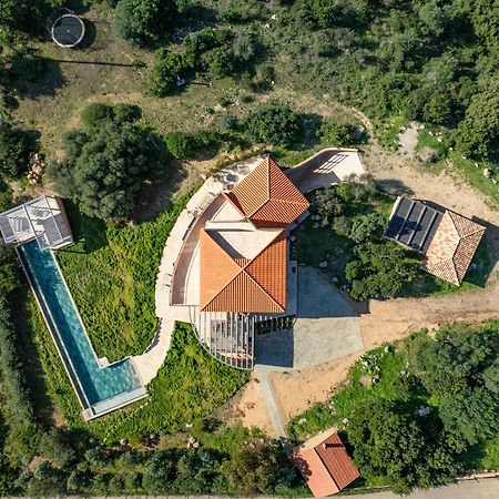 Villa La Ronde Des Soleils Coti-Chiavari  Exterior photo